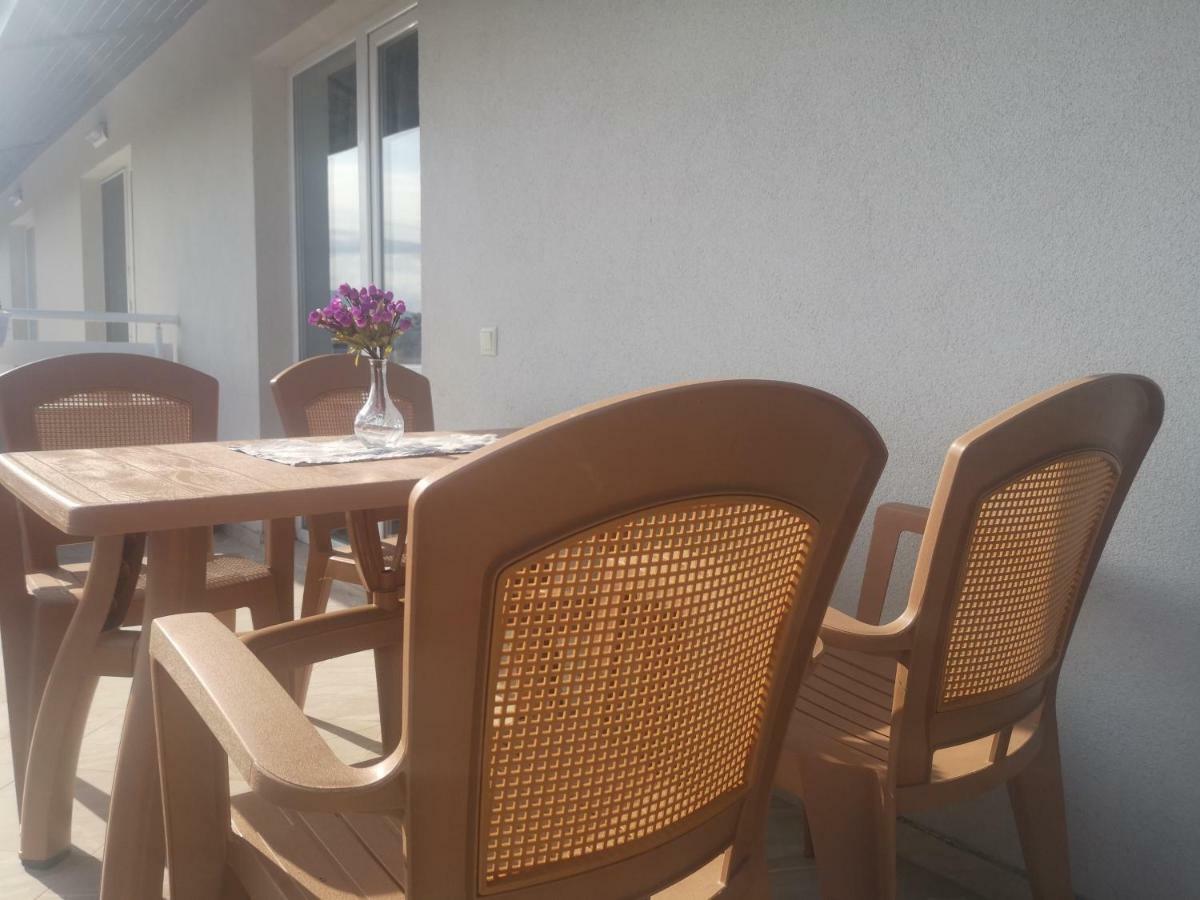 Hiora Apartments Vasiliko Царево Екстериор снимка