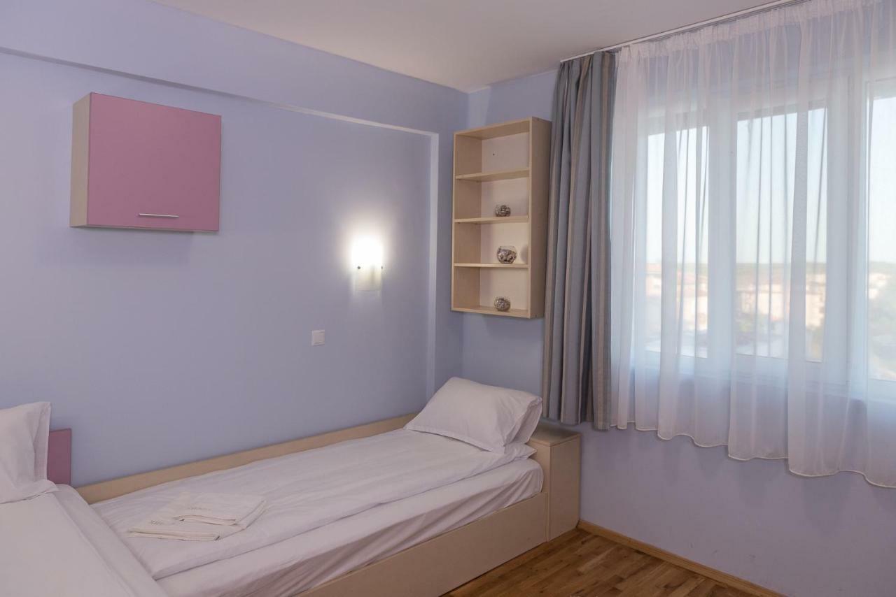 Hiora Apartments Vasiliko Царево Екстериор снимка